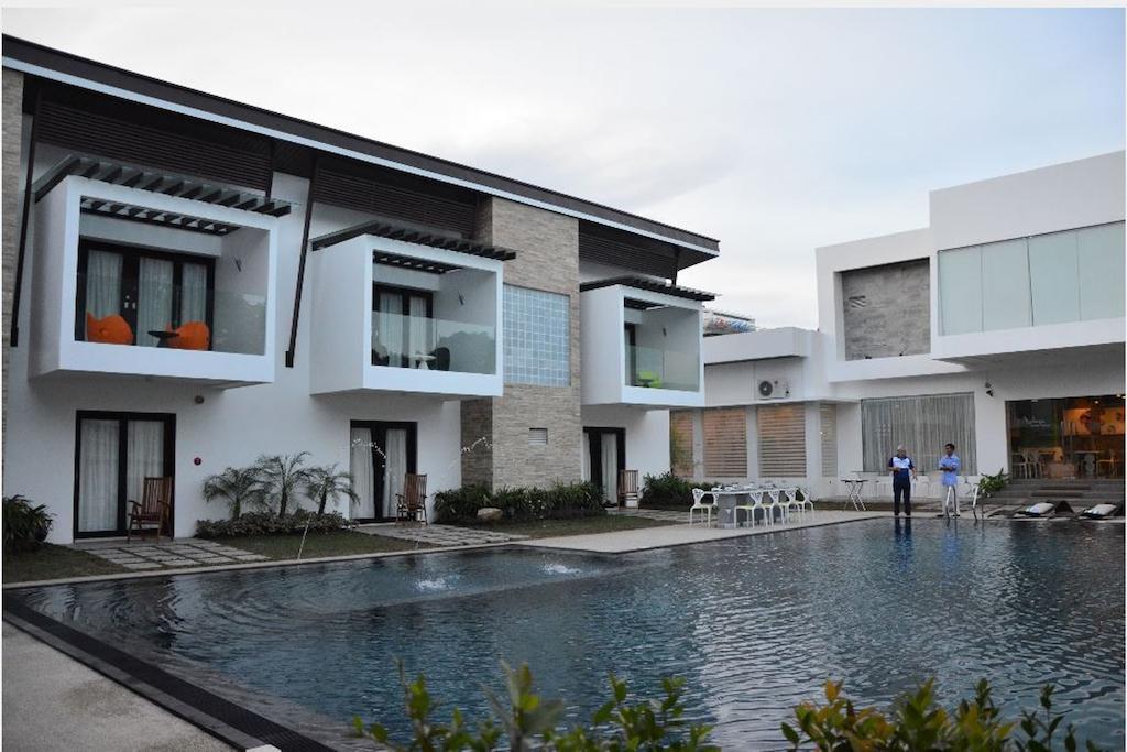 One Manalo Place Puerto Princesa Екстериор снимка
