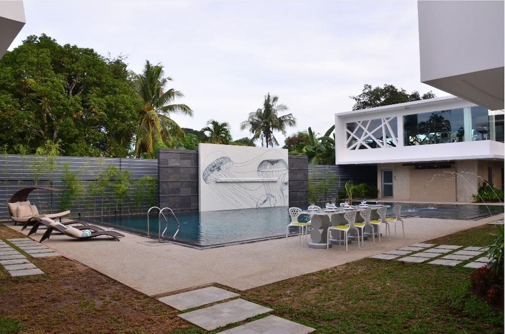 One Manalo Place Puerto Princesa Екстериор снимка