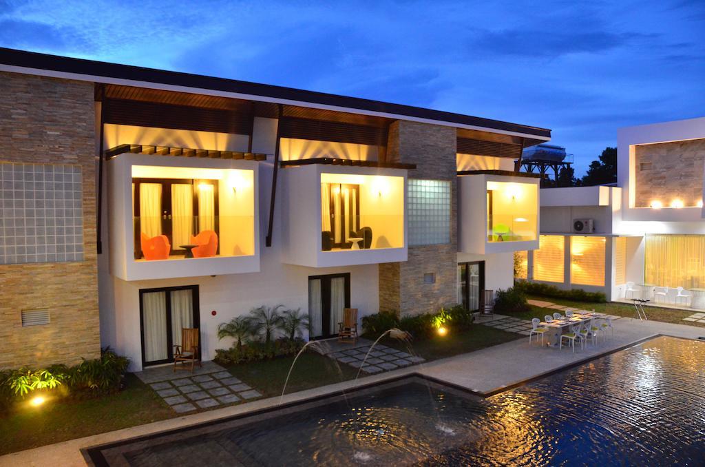One Manalo Place Puerto Princesa Екстериор снимка