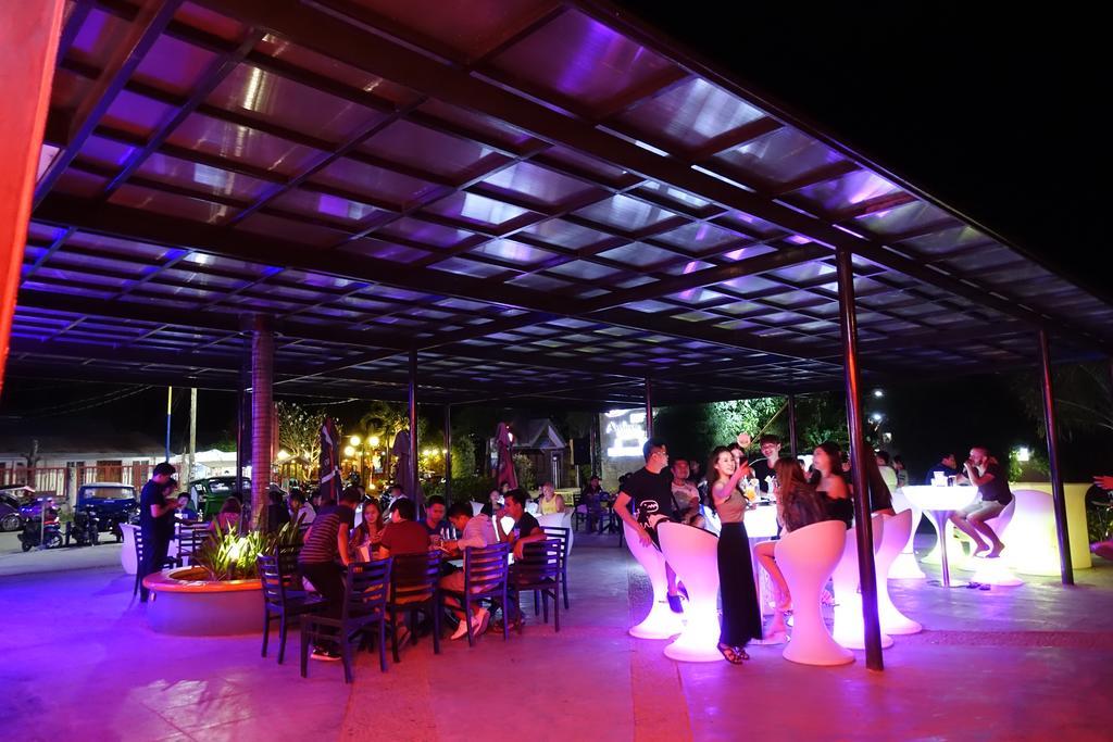 One Manalo Place Puerto Princesa Екстериор снимка