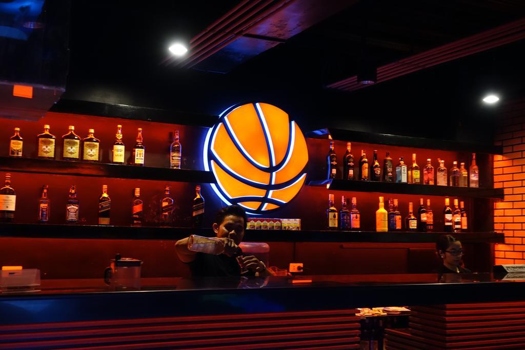 One Manalo Place Puerto Princesa Екстериор снимка
