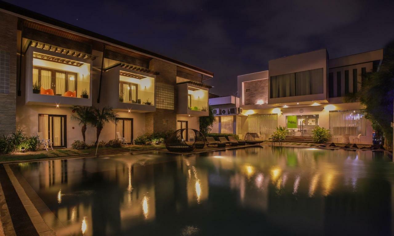 One Manalo Place Puerto Princesa Екстериор снимка