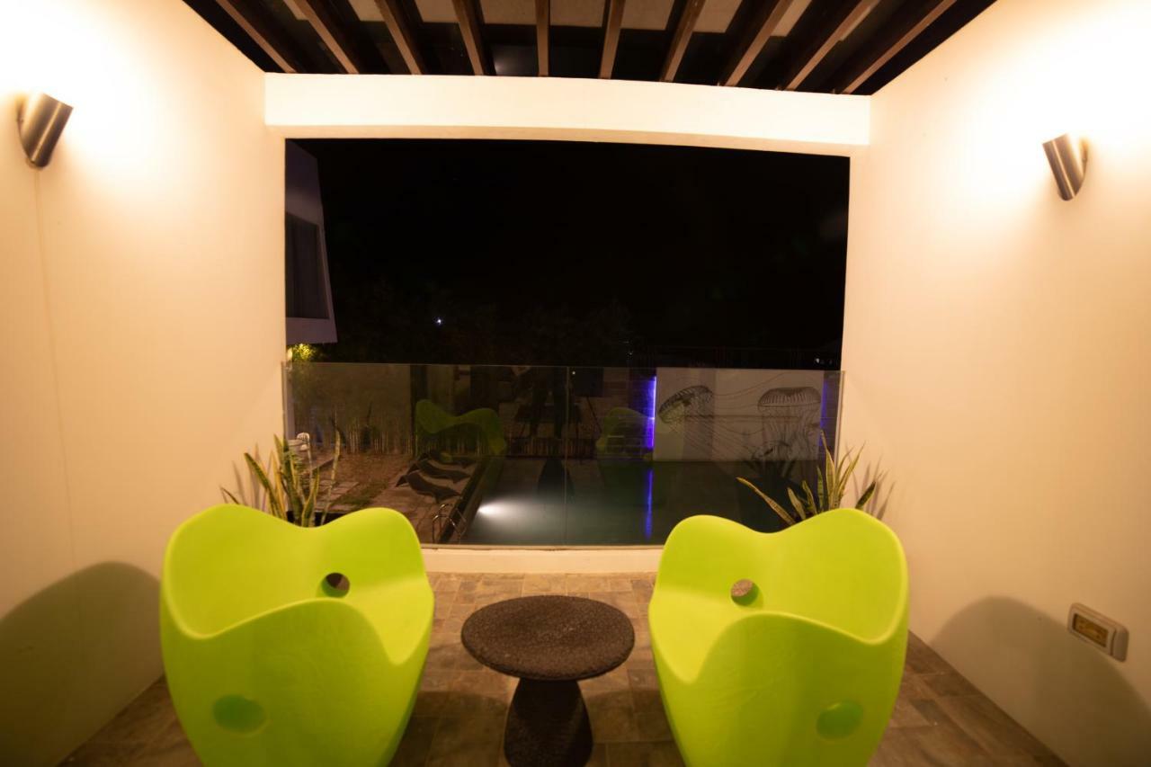 One Manalo Place Puerto Princesa Екстериор снимка